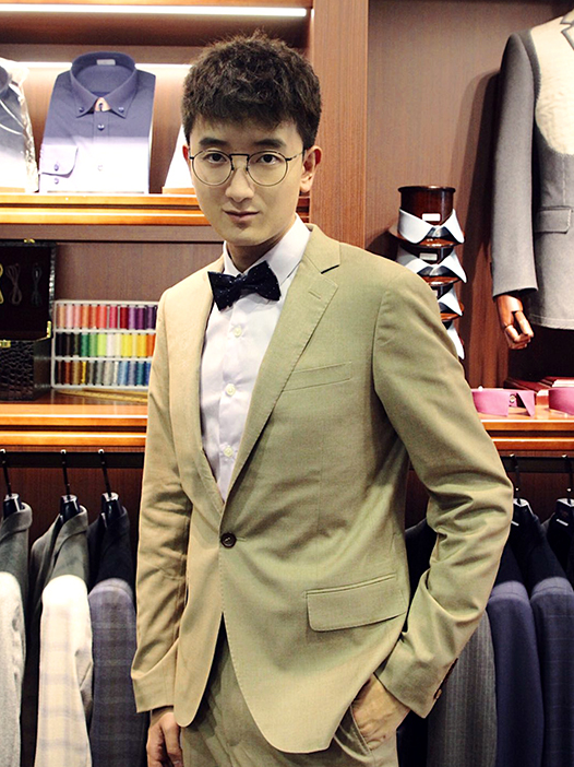 全黑搭配好看嗎？