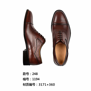 ��ɫ���^ƤЬ